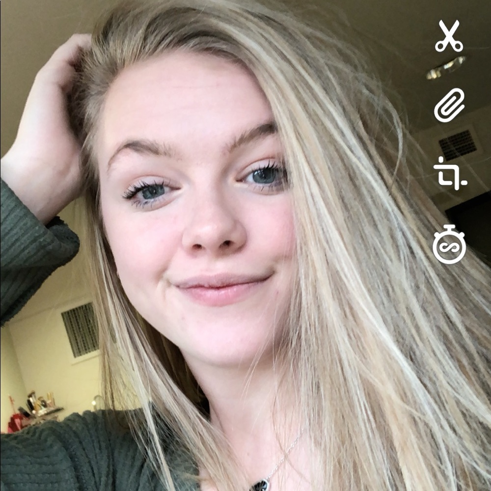 Meet your Posher, Hannah